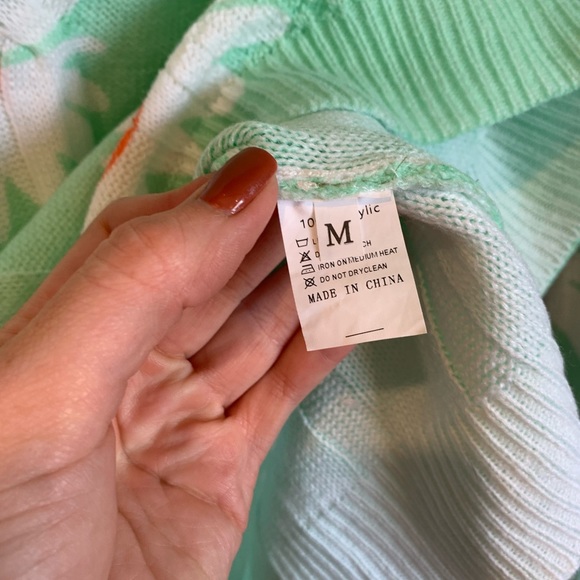 C.Cline | Green Daisy Sweater - Picture 5 of 7